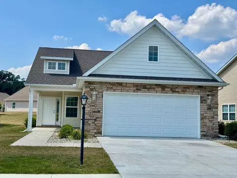 2630 Tippe Downs Dr, Warsaw, IN 46582
