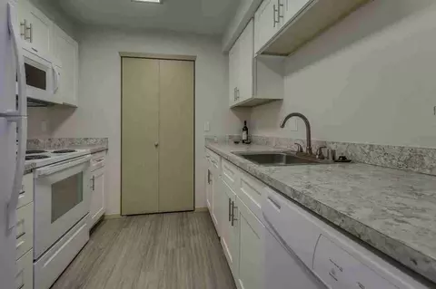 3215 NE 143rd St, Seattle, WA 98125 photo 25