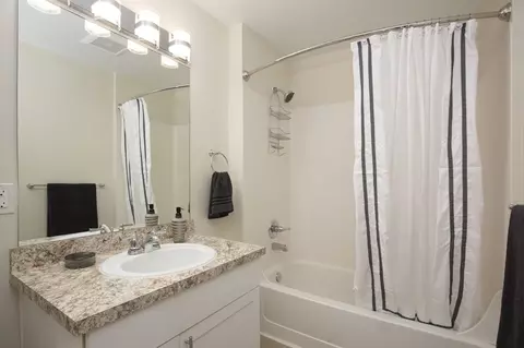 3215 NE 143rd St, Seattle, WA 98125 photo 32