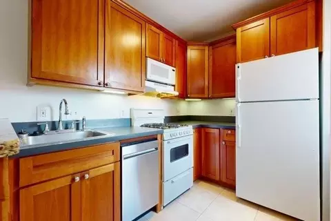40 N Kingshighway Blvd, Saint Louis, MO 63108