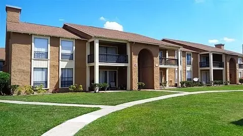 2527 W Oak Ridge Rd, Orlando, FL 32809