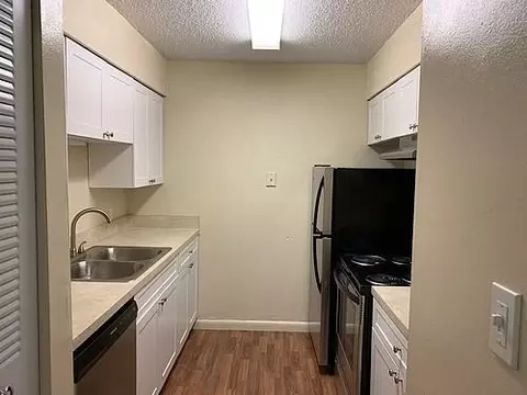 2527 W Oak Ridge Rd, Orlando, FL 32809 photo 16