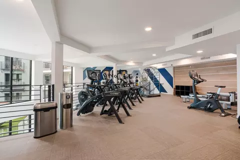 318 W Wilson Ave, Glendale, CA 91203 photo 13