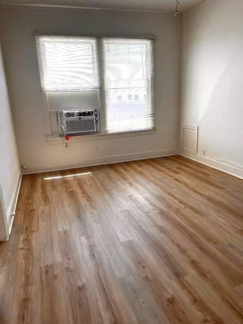 1819 N Kingsley Dr, Los Angeles, CA 90027
