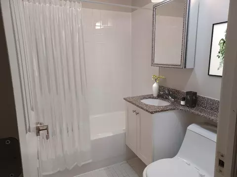 3401 Bristol Oxford Valley Rd, Levittown, PA 19057