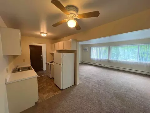 18637 James Couzens Fwy, Detroit, MI 48235