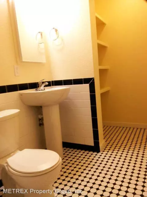 2315 E 12th Ave, Denver, CO 80206 photo 4