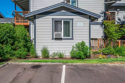 281 N 10th Ave, Cornelius, OR 97113 photo 7