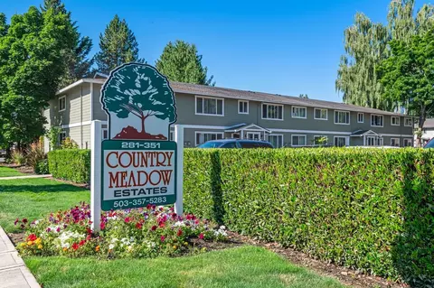 281 N 10th Ave, Cornelius, OR 97113 photo 3