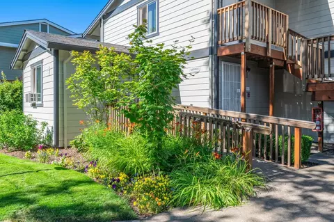 281 N 10th Ave, Cornelius, OR 97113 photo 5