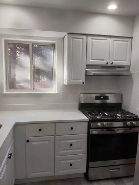 82 Finderne Ave, Bridgewater, NJ 08807