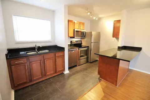 3126 Hackberry St, Cincinnati, OH 45207