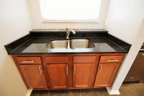 3126 Hackberry St, Cincinnati, OH 45207 photo 6