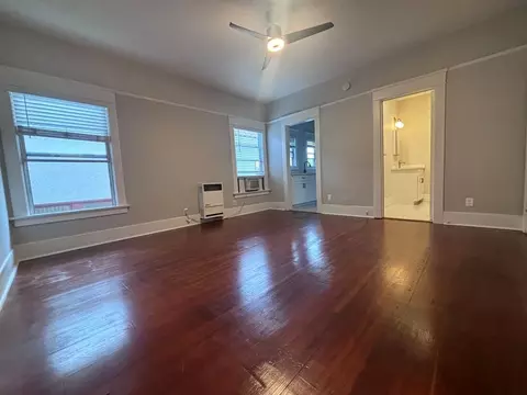 526 Anderson Pl, San Diego, CA 92103