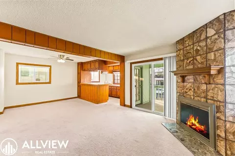 136 13th St, Seal Beach, CA 90740