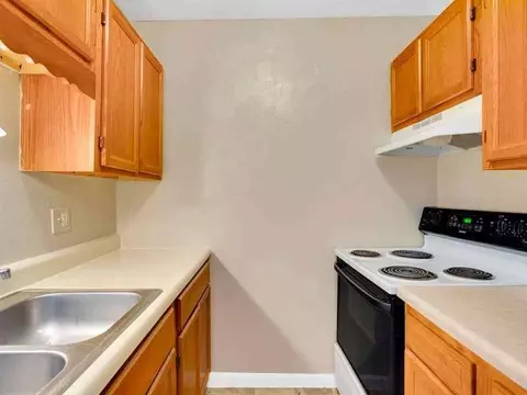 33 N 5th St, Scottsburg, IN 47170