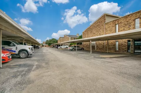 721 W Dengar Ave, Midland, TX 79705 photo 6