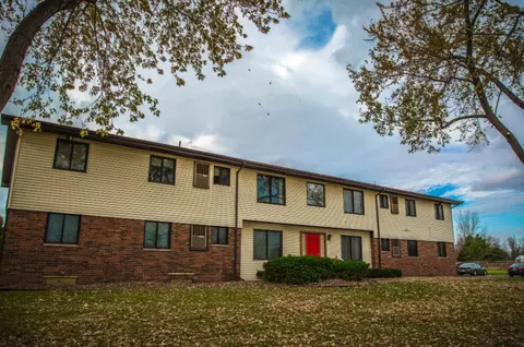 205 N Scott Rd, Saint Johns, MI 48879