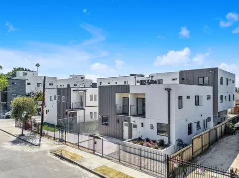 1156 W 38th St, Los Angeles, CA 90037