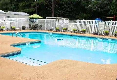 1103 Corder Rd, Warner Robins, GA 31088