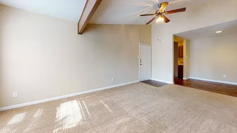 1044 Camino La Costa, Austin, TX 78752 photo 2