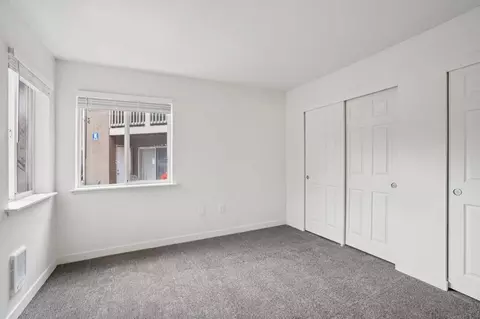 1025 W Main St, Hillsboro, OR 97123