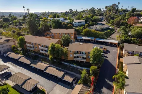 1212 Calle Jules, Vista, CA 92084