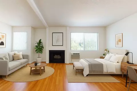 15425 Sherman Way, Los Angeles, CA 91406