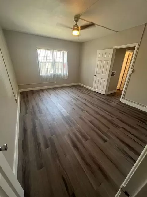 118 S Pacific St, Oceanside, CA 92054 photo 8