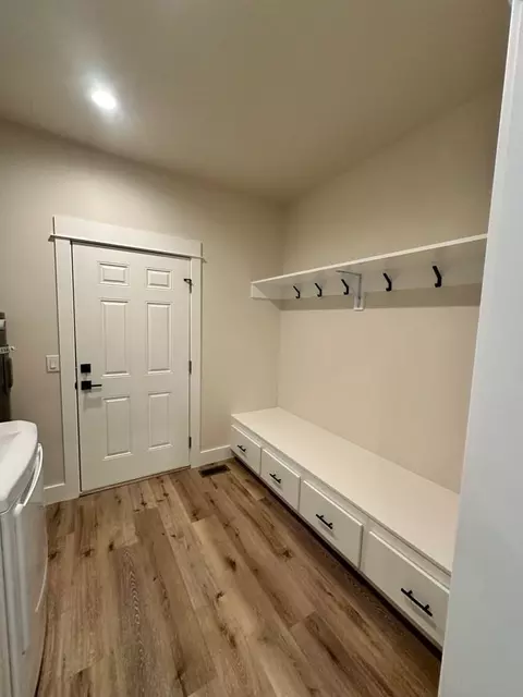 1058 Oak Park Dr, Bozeman, MT 59715 photo 10