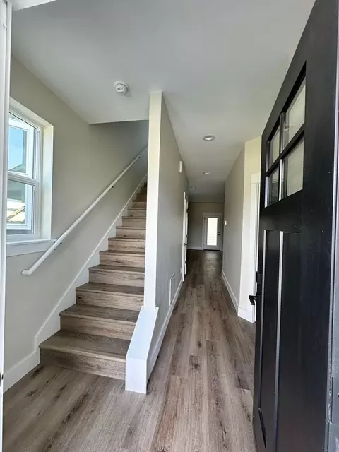 1058 Oak Park Dr, Bozeman, MT 59715 photo 3
