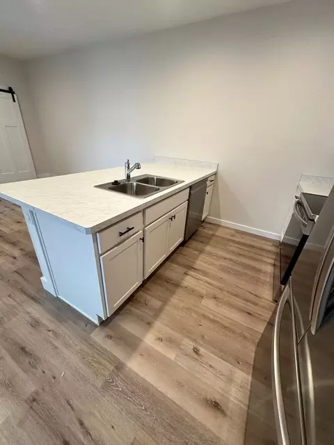 1058 Oak Park Dr, Bozeman, MT 59715 photo 9