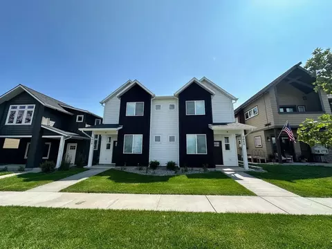 1058 Oak Park Dr, Bozeman, MT 59715 photo 2