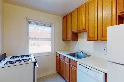 144 Bogert Rd, River Edge, NJ 07661