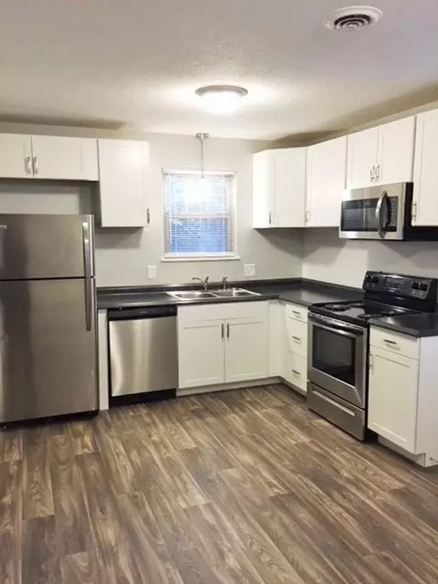 510 Webster St, Cary, NC 27511