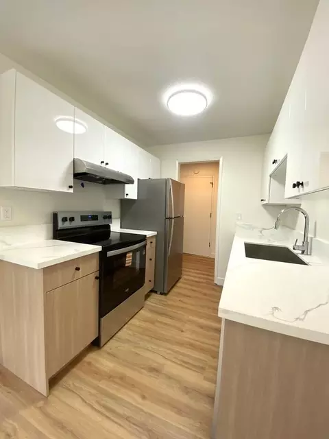 7714 196th St SW, Edmonds, WA 98026