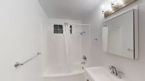 1040 Ashbury St, San Francisco, CA 94117