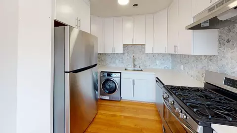 1040 Ashbury St, San Francisco, CA 94117
