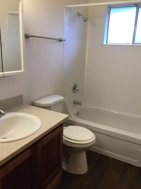 18850 SW Farmington Rd, Aloha, OR 97007