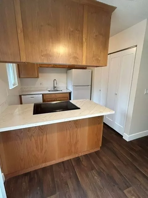 18850 SW Farmington Rd, Aloha, OR 97007