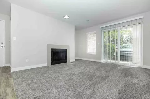 2225 S 112th St, Burien, WA 98168