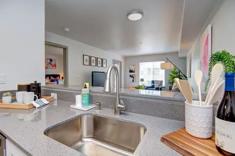 11301 3rd Ave NE, Seattle, WA 98125 photo 5