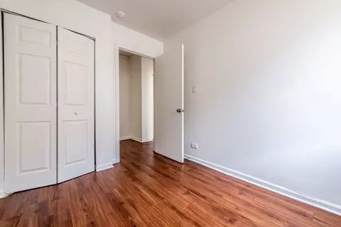1734 E 72nd St, Chicago, IL 60649 photo 3
