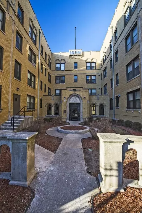 1734 E 72nd St, Chicago, IL 60649 photo 12