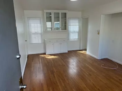 1728 E 7th St, Long Beach, CA 90813