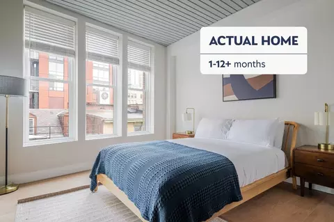 8 Whittier Pl, Boston, MA 02114