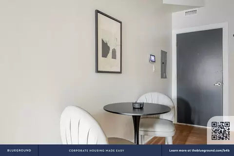 8 Whittier Pl, Boston, MA 02114 photo 5