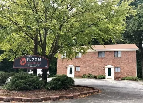 208 Green Acre Ln, Cartersville, GA 30121