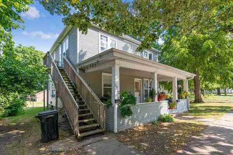 1012 Clay St, Cedar Falls, IA 50613