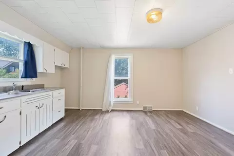 1012 Clay St, Cedar Falls, IA 50613 photo 3